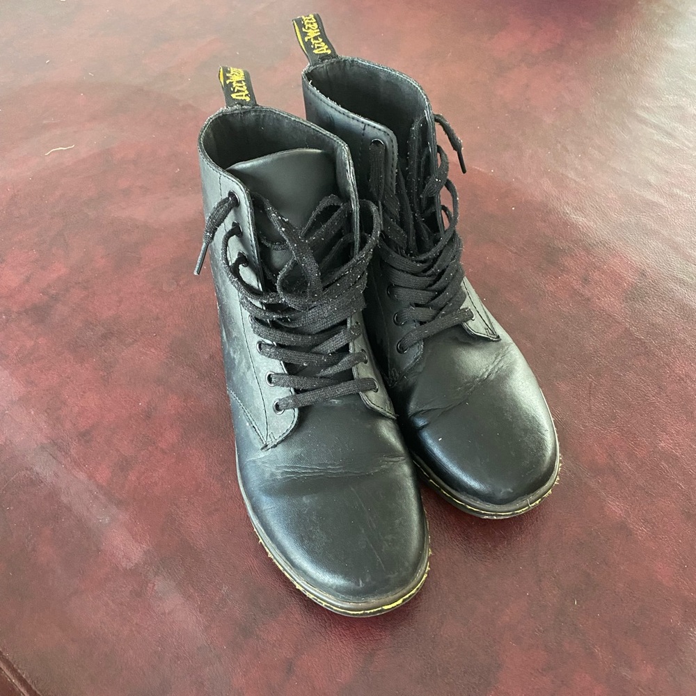 Mens Casual Dr. Martens